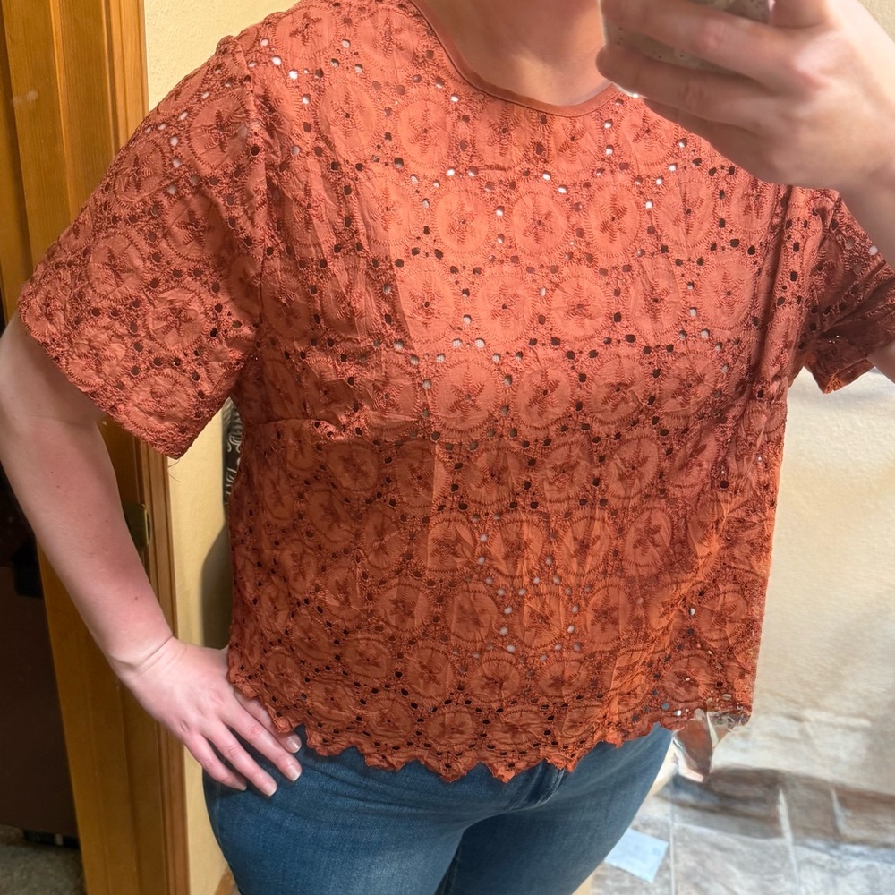 EUC Lace Top in Rust